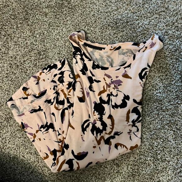 Nine West Essential Printed Scoop Neck Tank (Soft Spun) - Picture 4 of 6